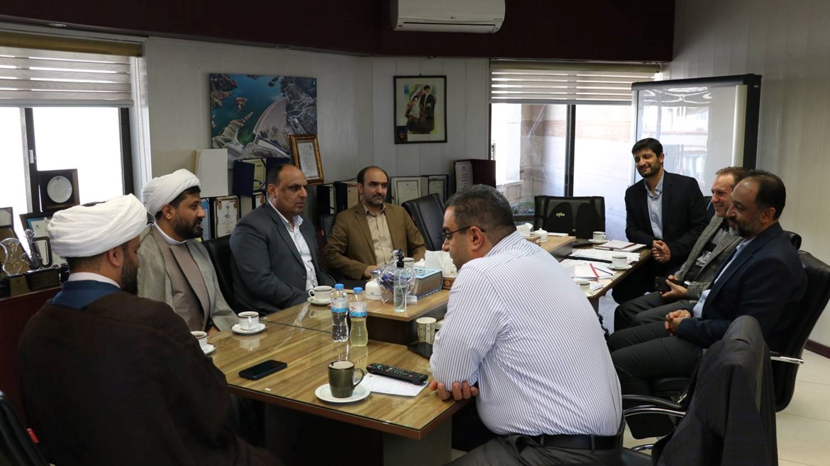 بازدید اعضای محترم ستاد اقامه نماز بنیاد و هلدینگ پایا سامان پارس از شرکت در تاریخ1404/07/06 