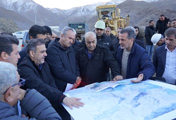 گزارش تصویری از بازدید معاون وزیر راه و شهرسازی از منطقه ۳ آزادراه تهران–شمال