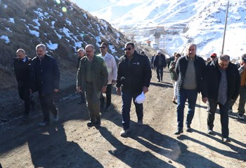 بازدید رئیس بنیاد مستضعفان از فاز ۳ آزادراه تهران شمال 